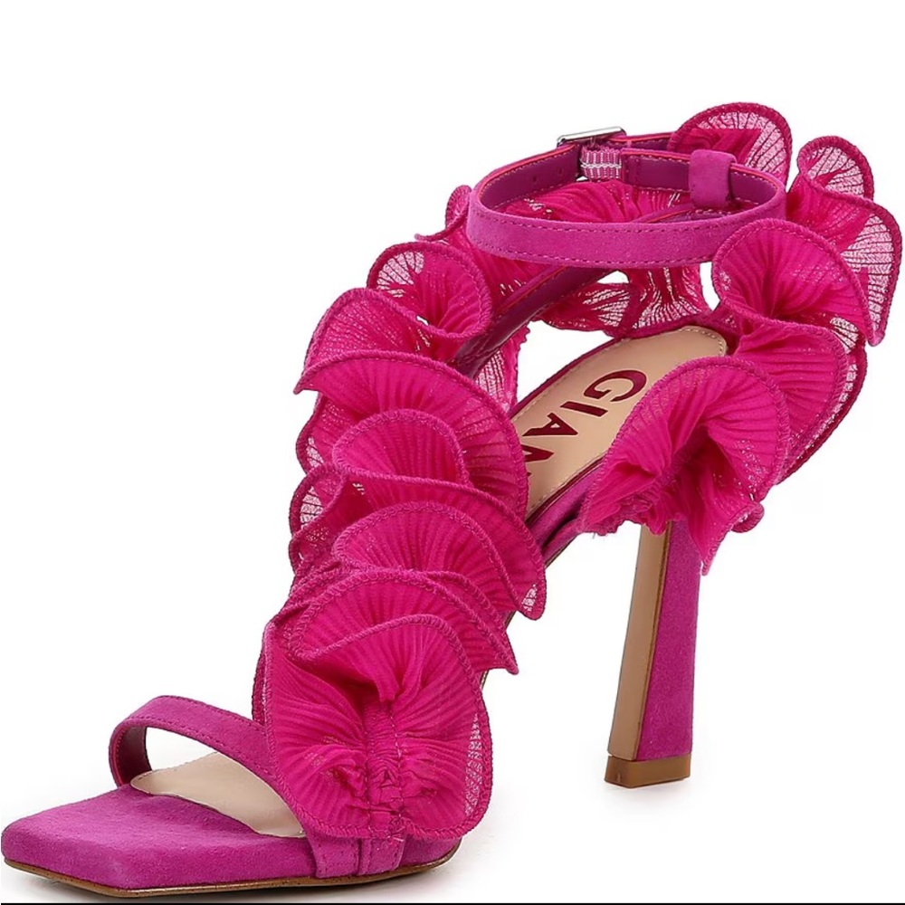 Gianni Bini Pink Floral Sandals